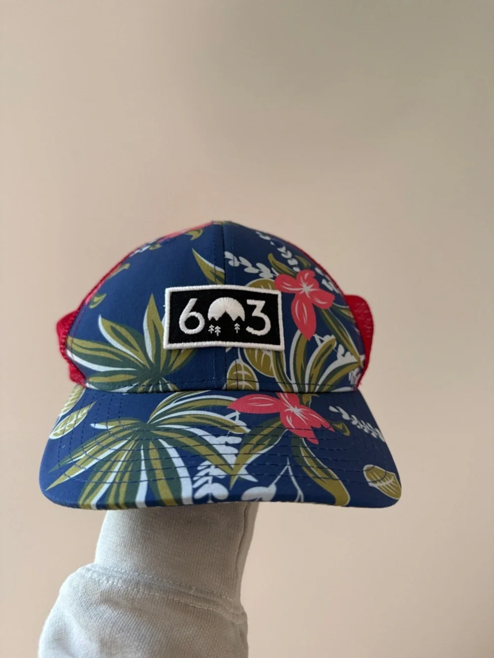 New Hampshire Apparel Women’s Floral Blue Trucker Hat